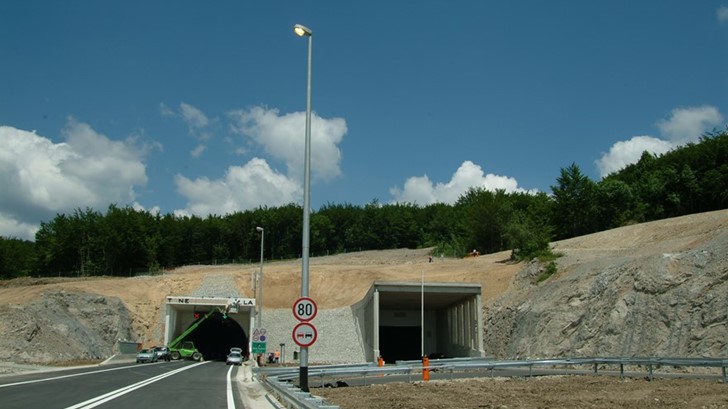 Tunneler